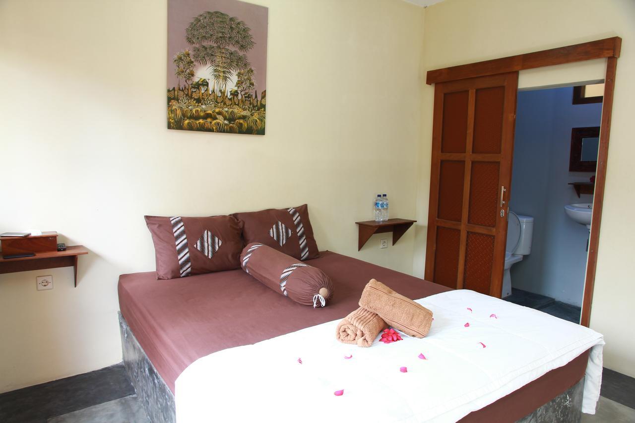 Ndalem Mj Homestay Γιογκιακάρτα Εξωτερικό φωτογραφία